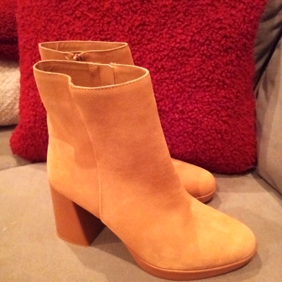 Women's Naturalizer Suede Mid-Calf Boots - Picture 3 of 11